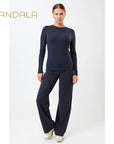 yoga langarm shirt merinowolle dunkelblau mandala crew neck wool mix night sky