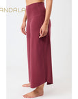 yogahose tulip weiter  Schnitt rot von mandala aus tencel